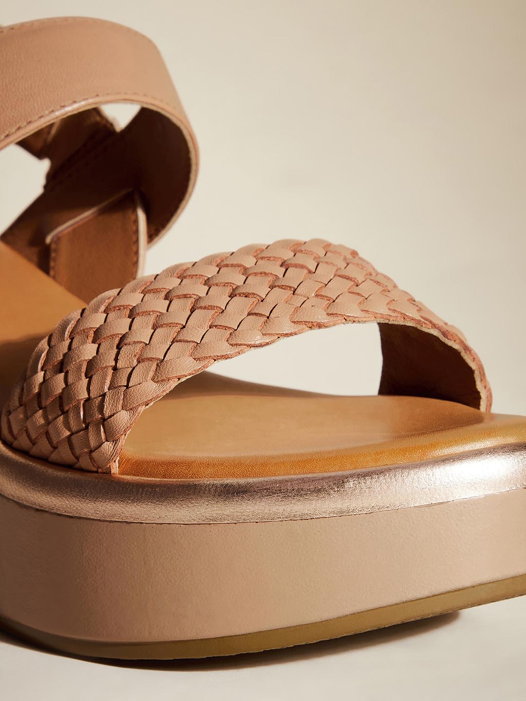Giselle Leather Wedge