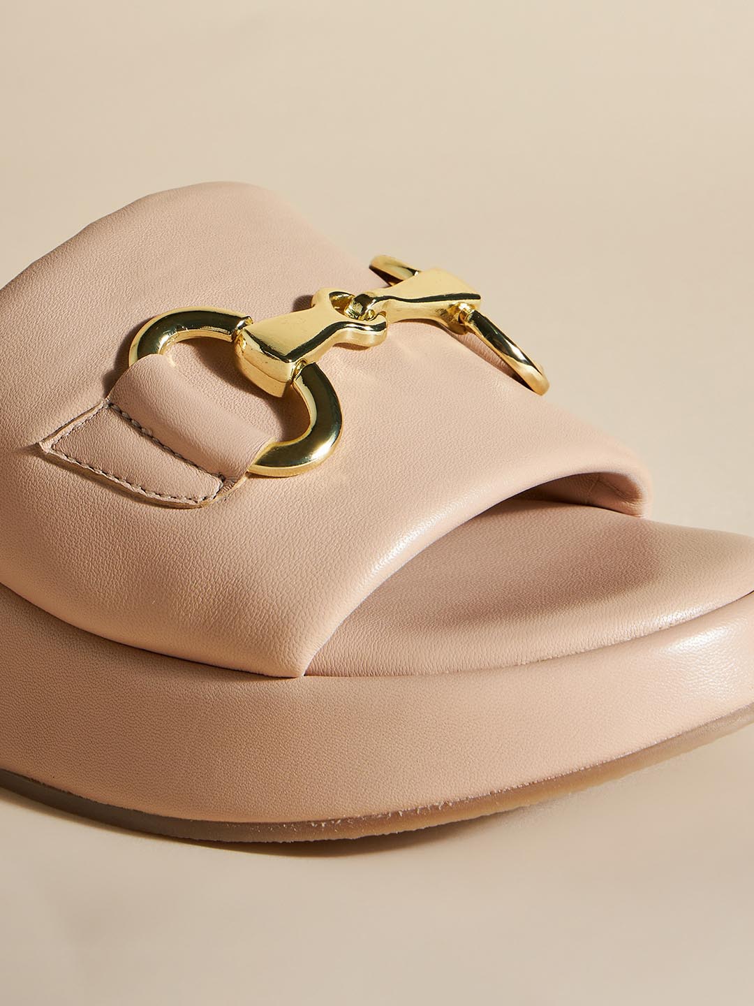 Venezia Leather Wedge