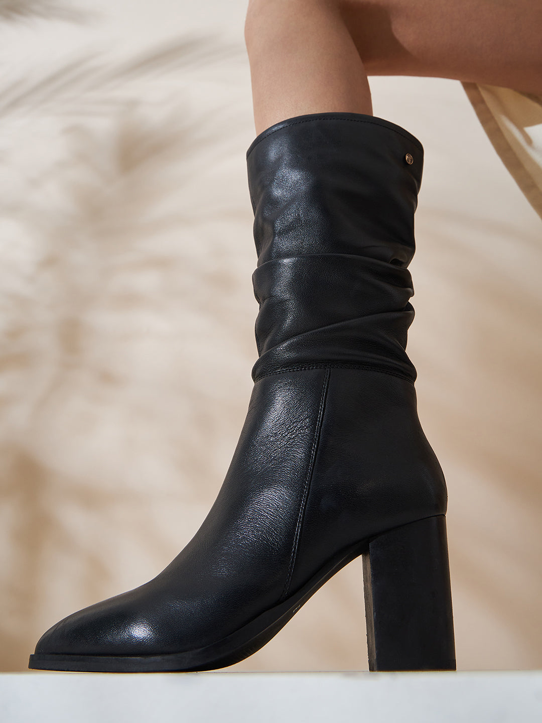 Vivinne Leather Boots