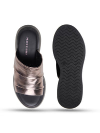 Wander Leather Wedges