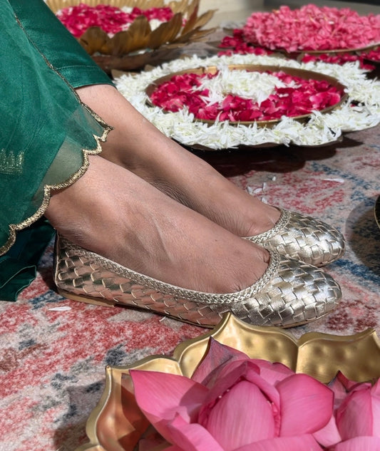 Amaya Leather Flats
