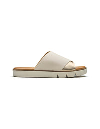 San Diego Leather Flats