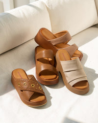 Mars Leather Flatforms