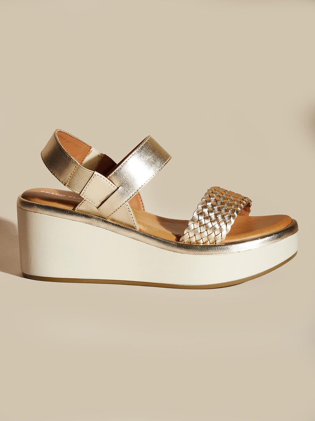 Giselle Leather Wedge Peach Flores