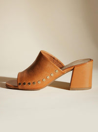 Crishelle Leather Heels
