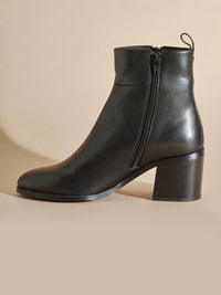 Valeria Leather Boots